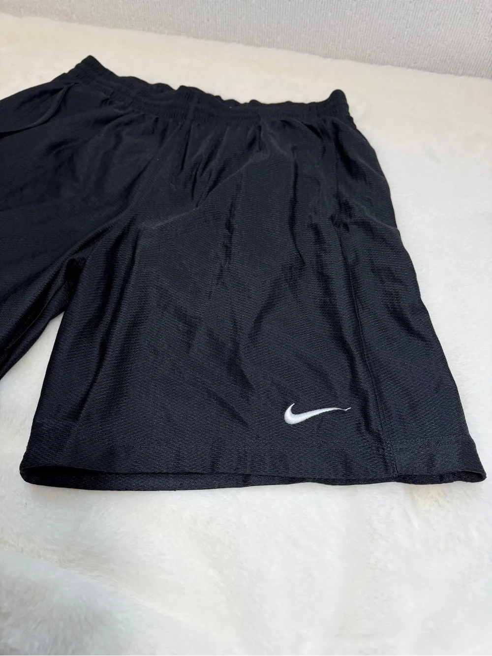 Nike Men’s Basketball Shorts Size L Black Mesh Athletic Training 8” Inseam